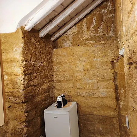 Historic Hypogenian Center Apartment * アグリジェント