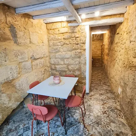 Historic Center Apartment Agrigento