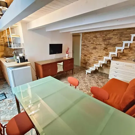 Historic Center Apartment *